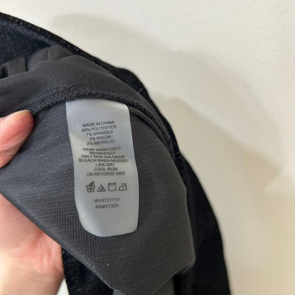 Vince Camuto NWT Women 2X Black Metallic Velvet High Rise Wide Leg Pants Regency - Picture 5 of 6